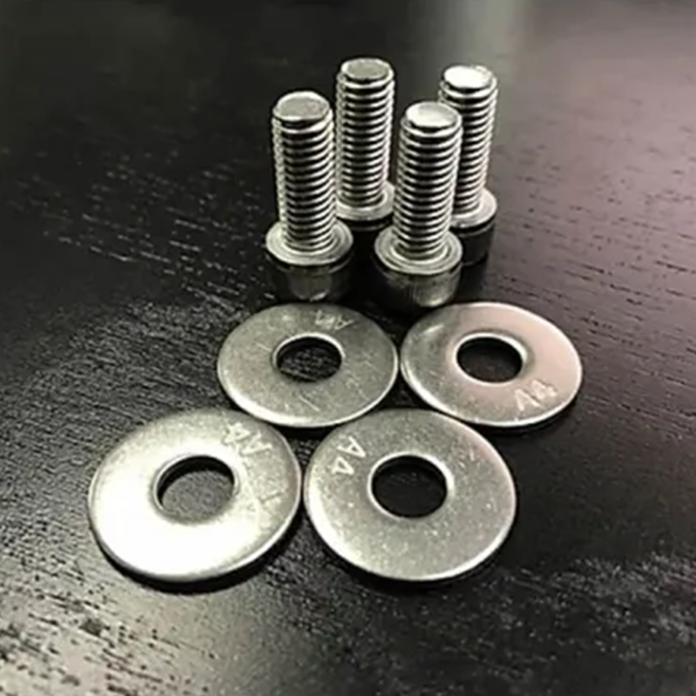 SEAT FASTENING KIT